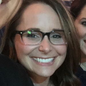 Meet your Posher, Stephanie